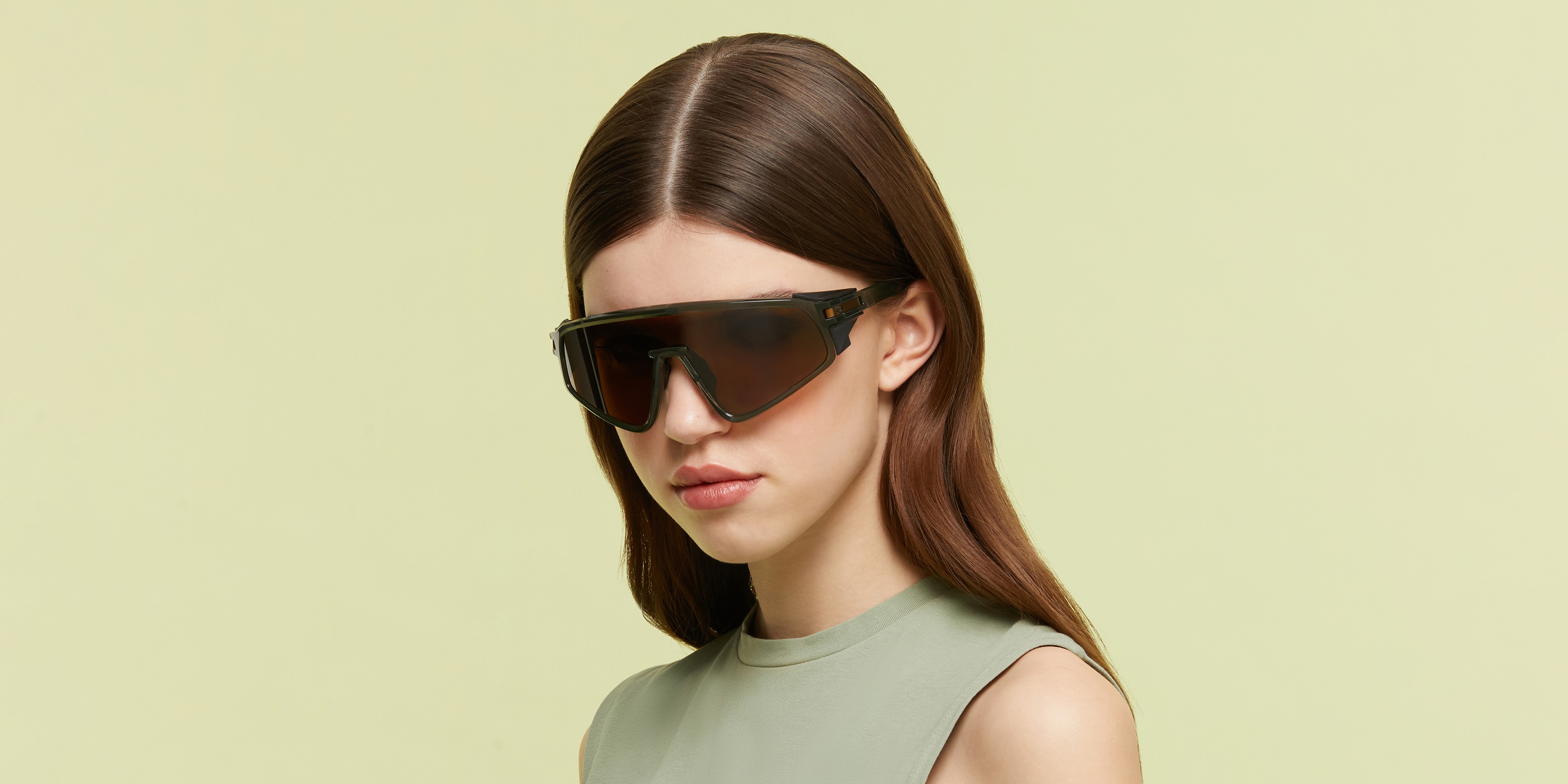 Oakley OO9404 LATCH™ PANEL Sunglasses | Clearly